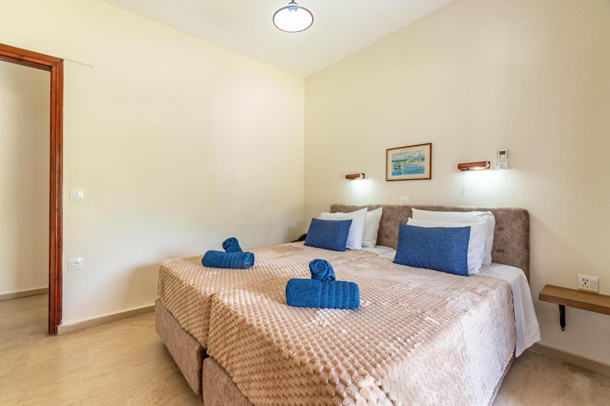 Angela Hotel & Apartments Gouvia Luaran gambar