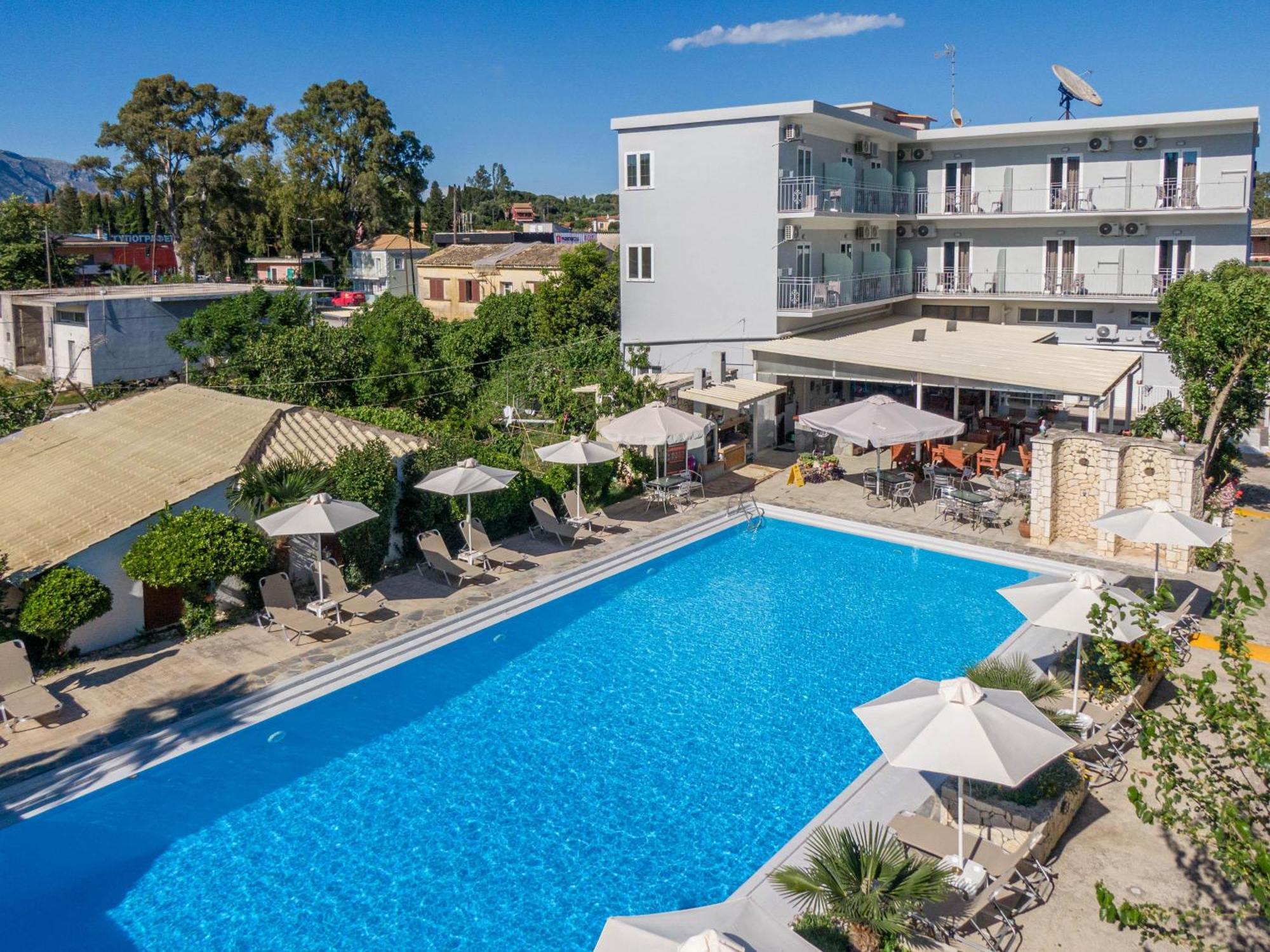 Angela Hotel & Apartments Gouvia Luaran gambar