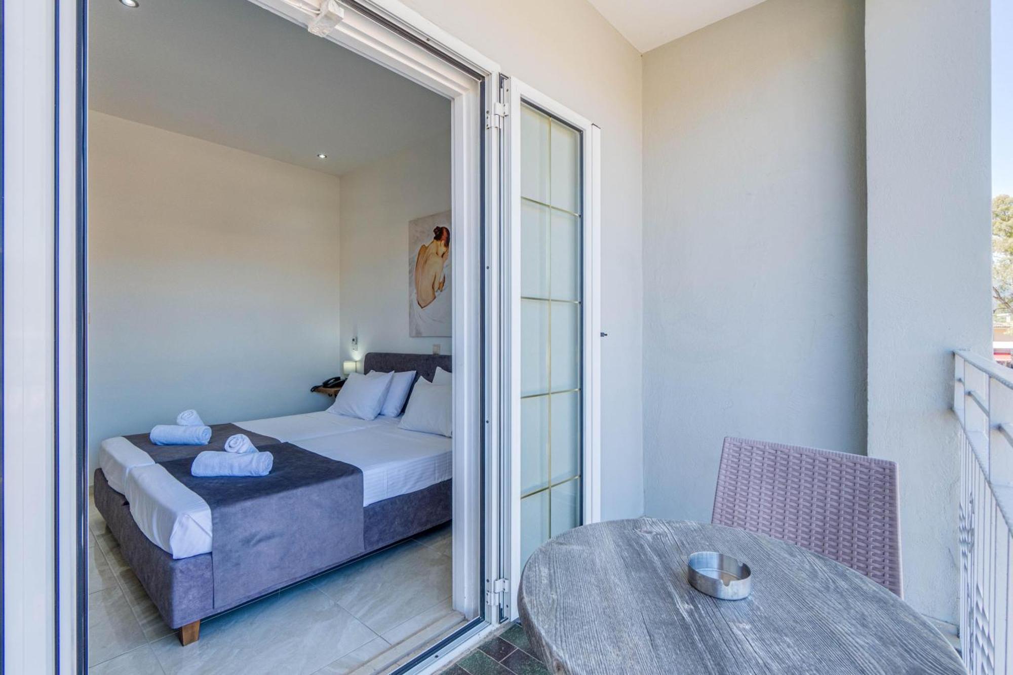 Angela Hotel & Apartments Gouvia Luaran gambar