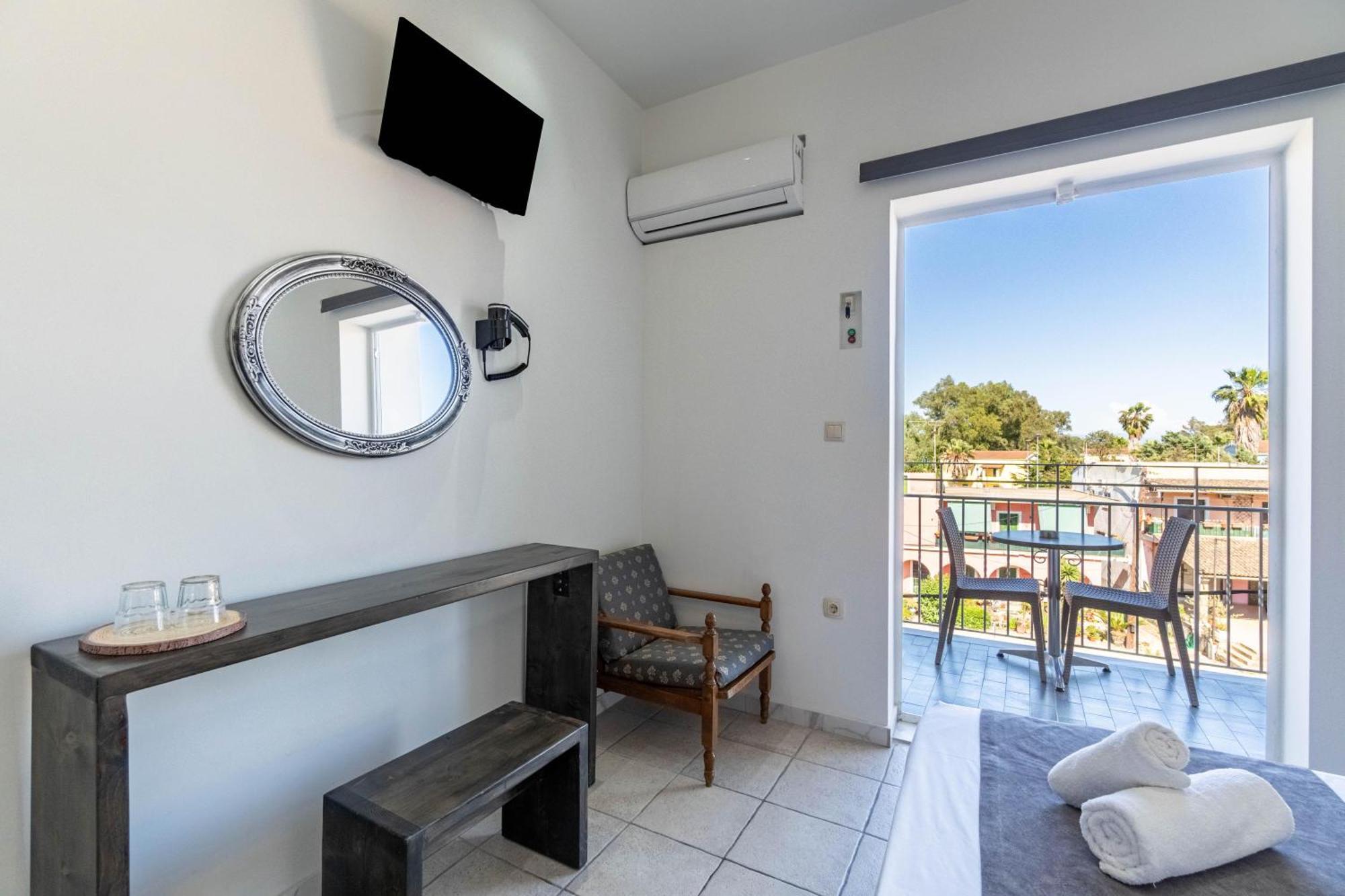 Angela Hotel & Apartments Gouvia Luaran gambar